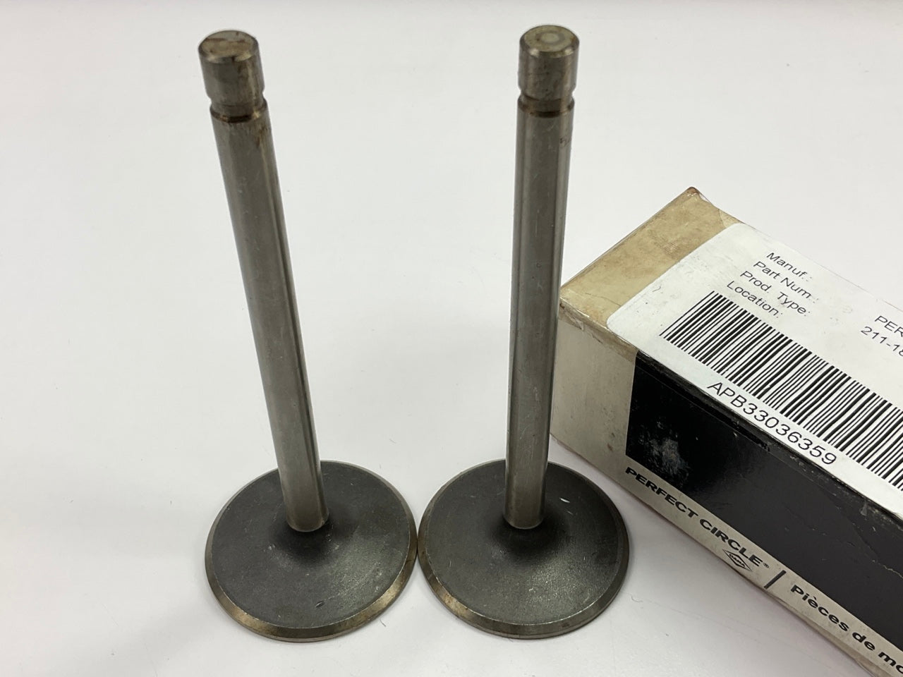 (2) Perfect Circle 211-1836 Intake Valve 1961-1976 Ford 352 360 390 410 428