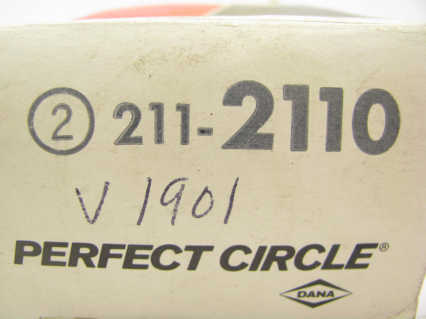 (2) Perfect Circle 211-2110 Engine Intake Valves For 1970-1971 Chrysler 440 V8