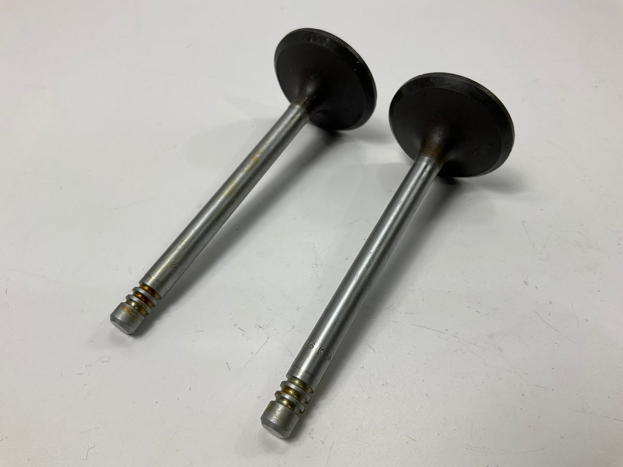 (2) Perfect Circle 211-2116 Engine Intake Valve For 1971-1974 Ford Pinto 2.0L