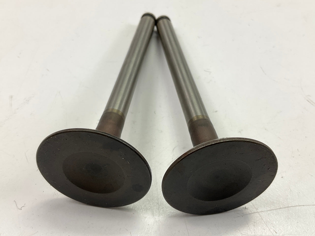 (2) Perfect Circle 211-2296 Engine Intake Valve For 1973-1984 VW 1.5L 1.6L 1.7L