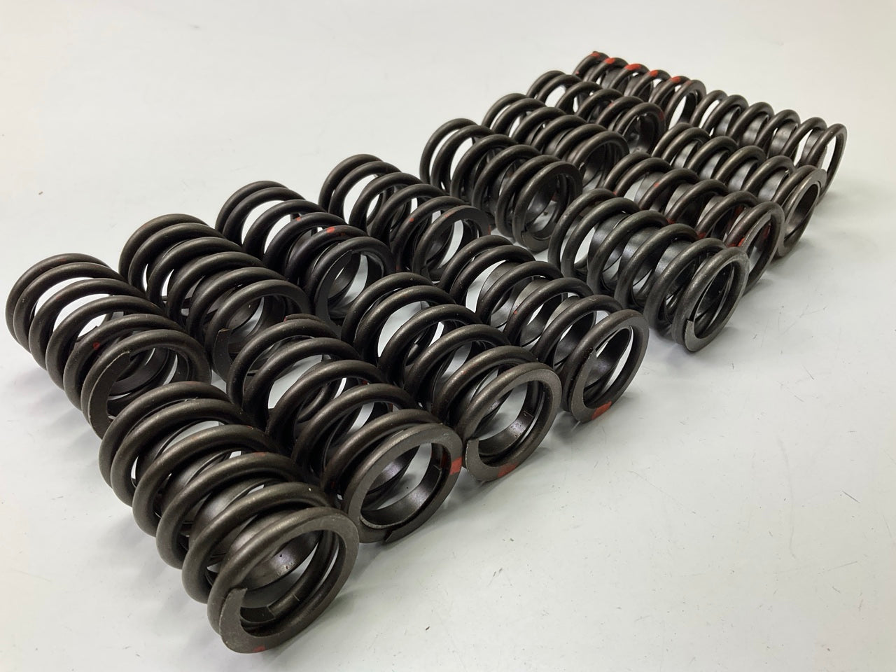 (16) Perfect Circle 212-1074 Valve Spring 1958-1977 Ford 330MD, 332, 352, 361