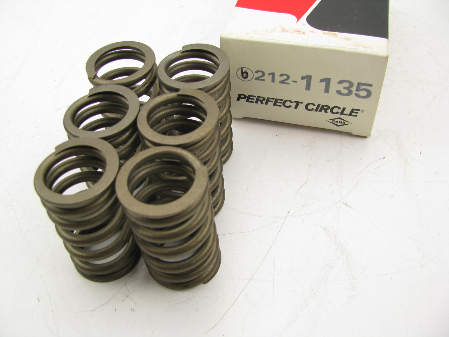 (6) Perfect Circle 212-1135 Engine Valve Springs