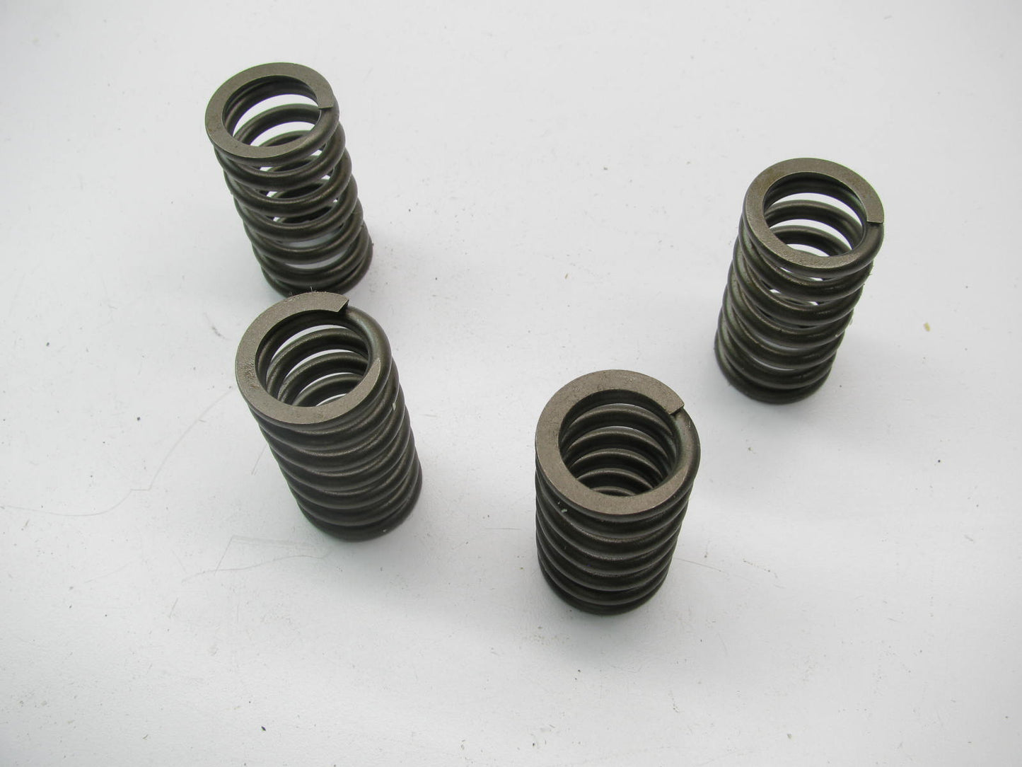 (4) Perfect Circle 212-1203 Engine Intake Valve Spring 1975-1976 Buick 455