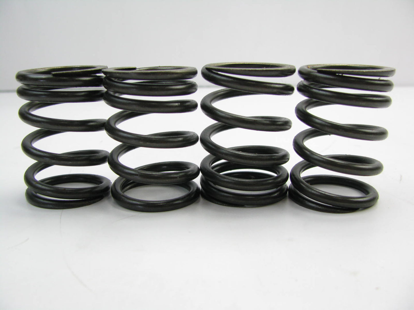 Perfect Circle 212-1237 Outer Valve Springs For 1976-1986 GM Isuzu 1.8L 1.9L