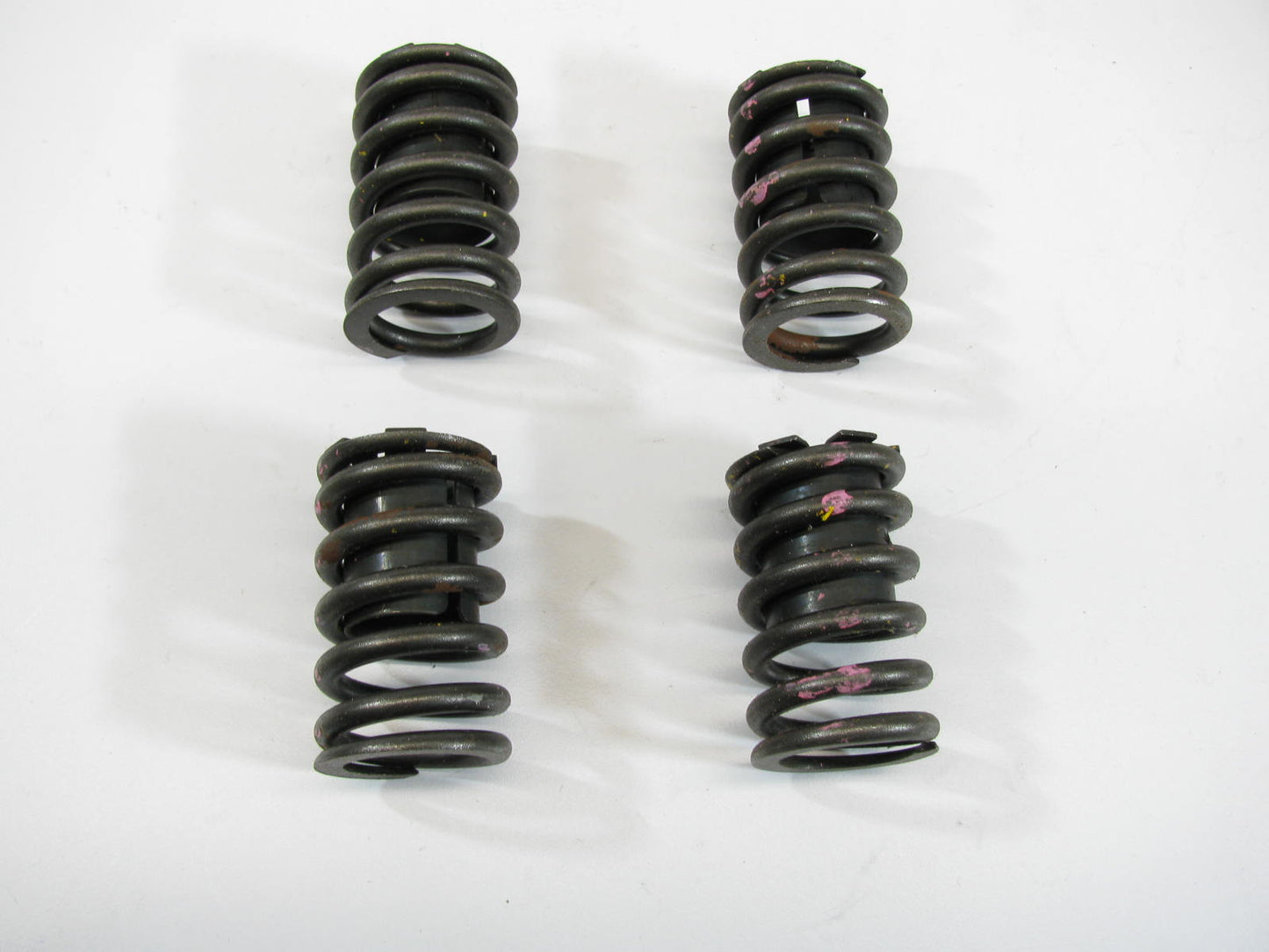 (4) Perfect Circle 212-1300 Engine Valve Spring for 1981-1994 GM 2.8L 3.1L