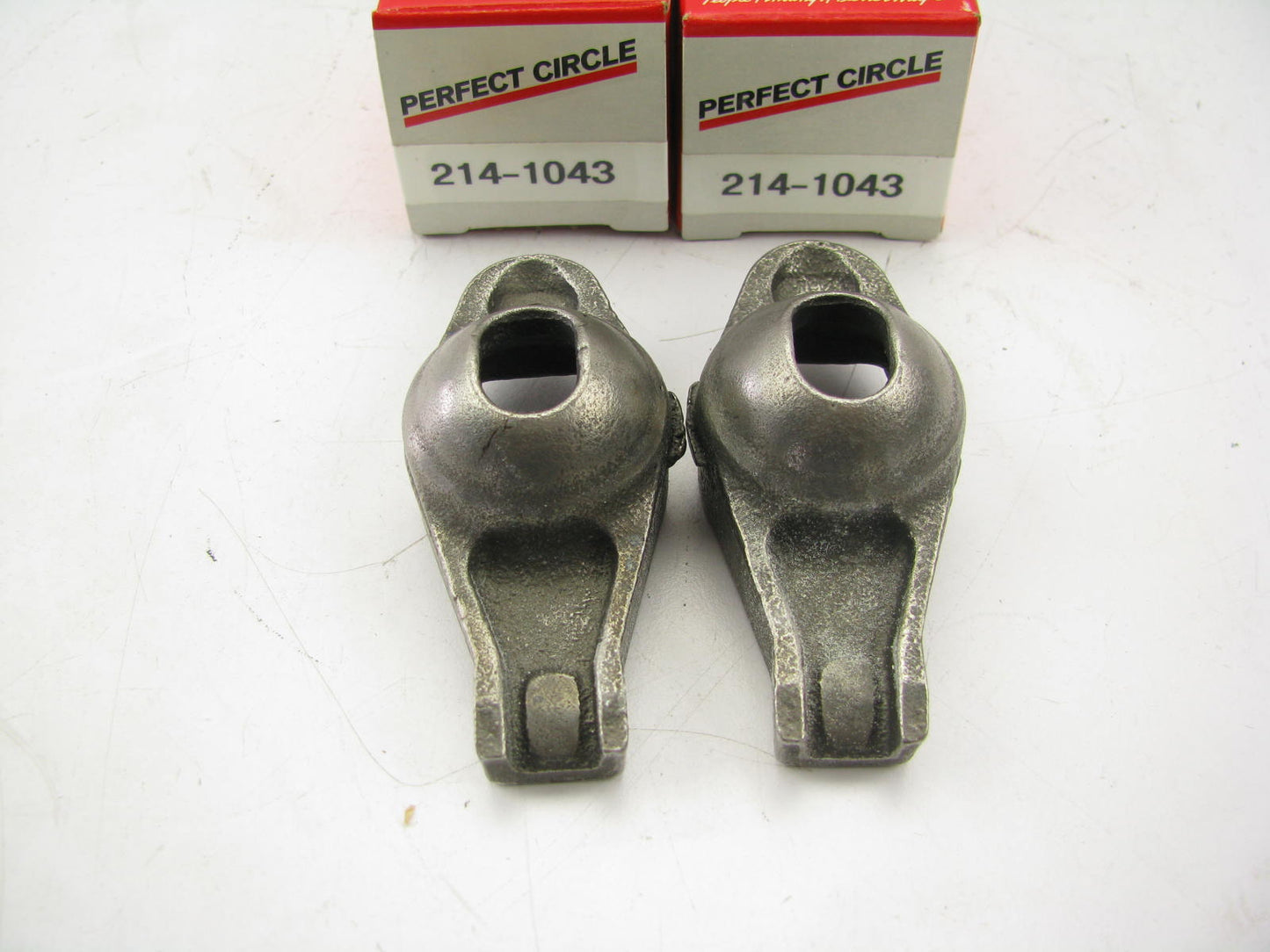 (2) Perfect Circle 214-1043 Engine Rocker Arm For 1966-1978 Ford 289 302 351W