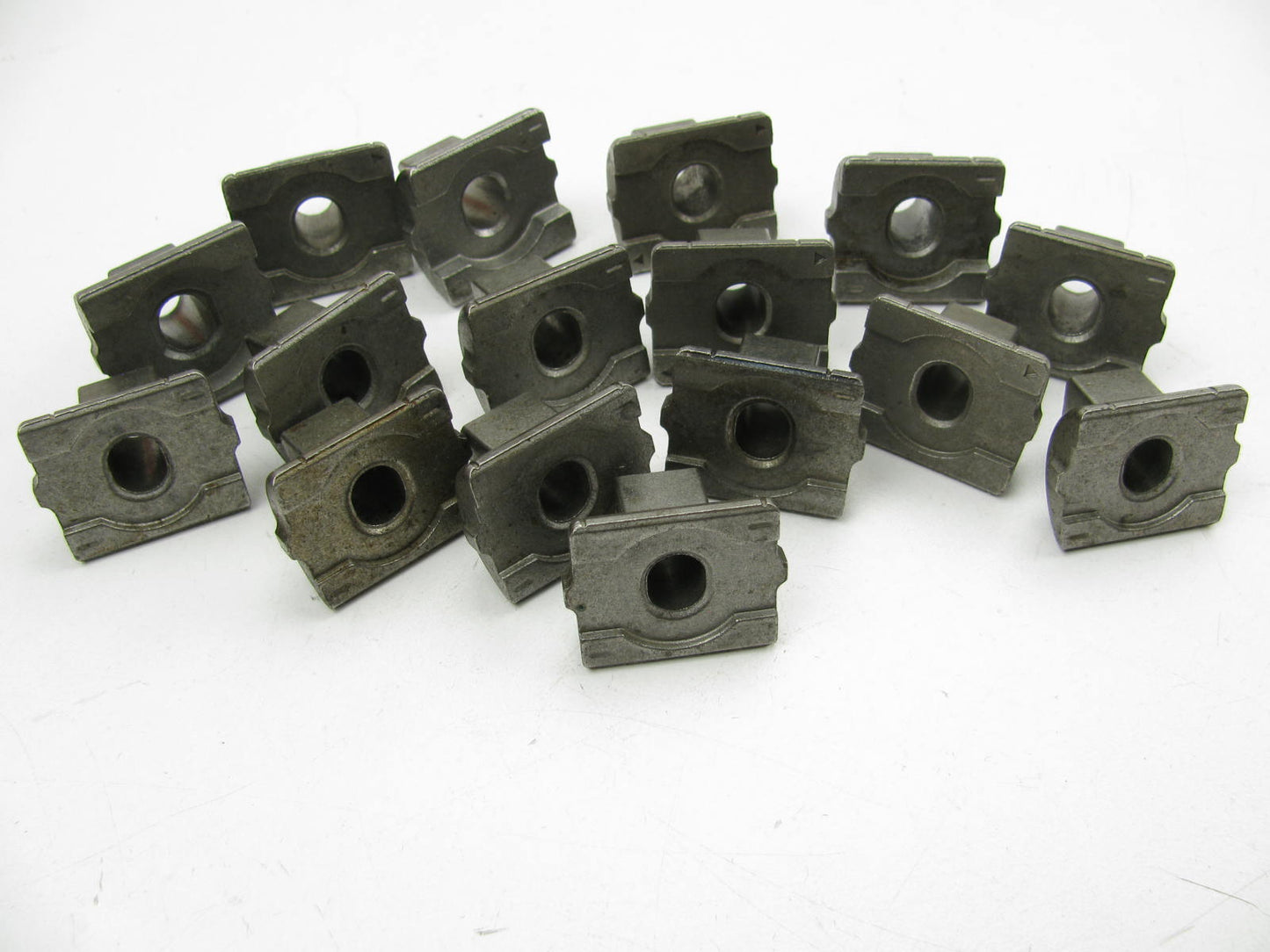 (16) Perfect Circle 214-1063 Rocker Arm Fulcrums 70-91 Ford 302 351 400 429 460