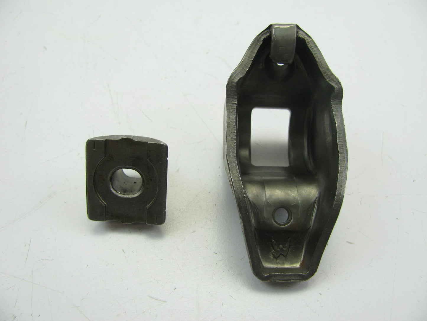 Perfect Circle 214-1142 Engine Rocker Arm For 1982-1993 Ford 3.8L 232 V6
