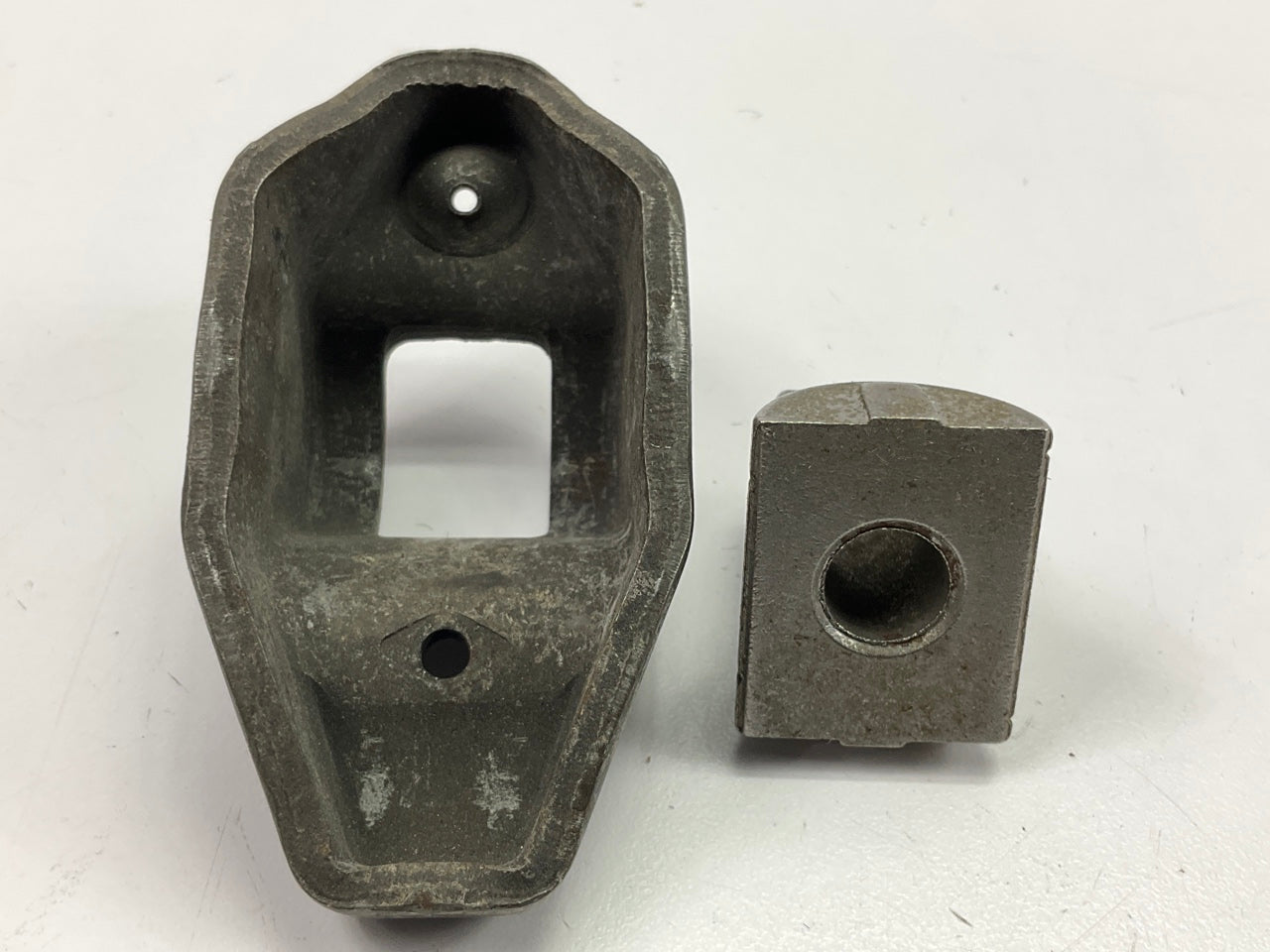 Perfect Circle 214-1146 Rocker Arm For 1985-1988 Buick Pontiac Olds 3.0L 3.8L-V6