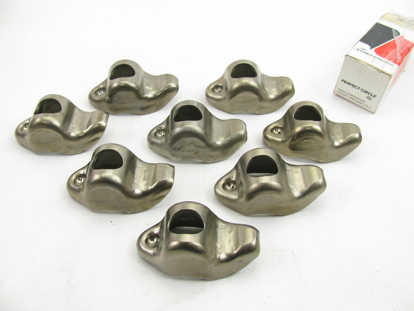 (8) Perfect Circle 214-2108 Engine Rocker Arm For 1980-1985 GM 260 307 350