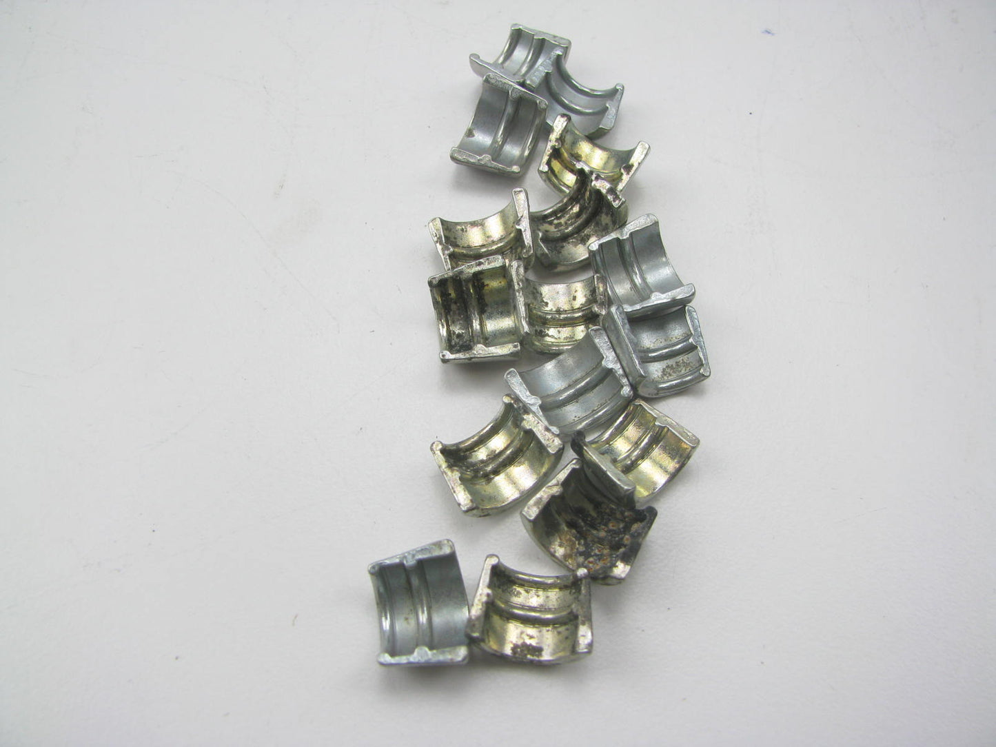 (8) Perfect Circle 216-5080 Engine Valve Spring Retainer Keeper