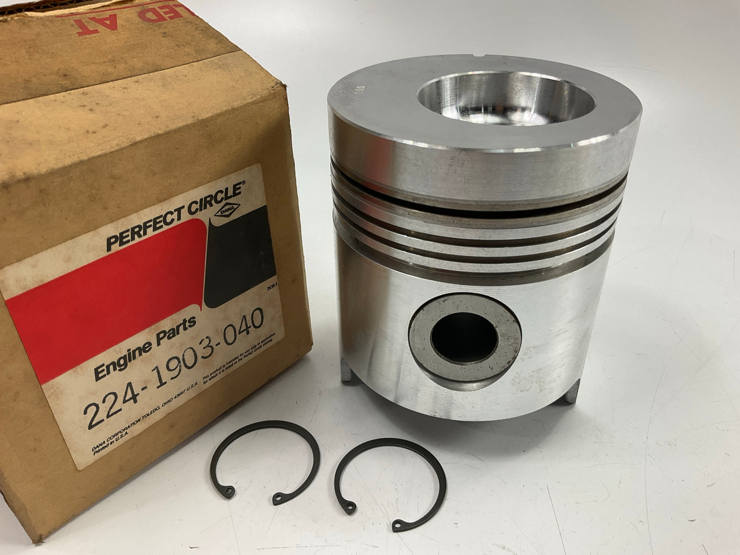 Perfect Circle 224-1903-040 Engine Piston .040'' - Ford Tractor 175 233-L3 Diesel