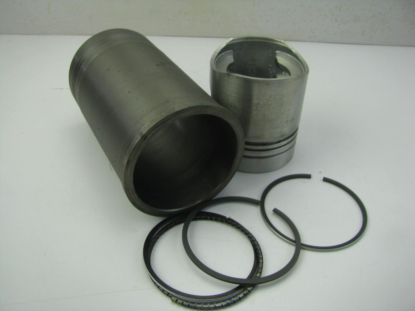 Perfect Circle 226-1340 Engine Cylinder Piston Kit For IHC Tractor G188D Diesel