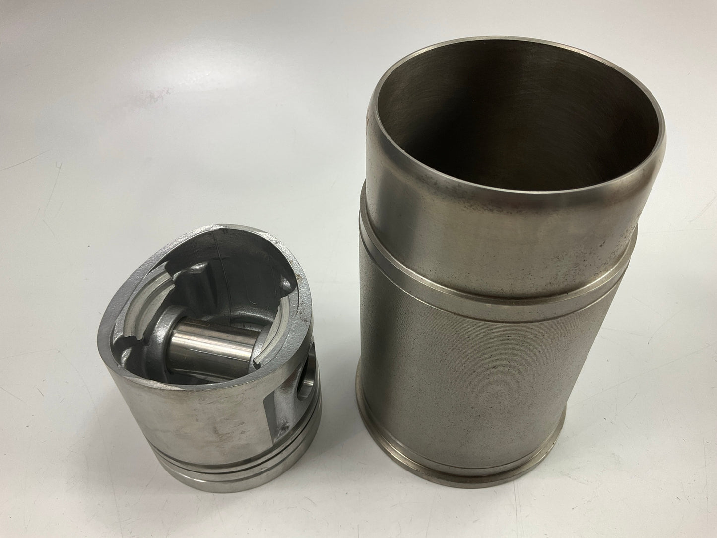 Perfect Circle Piston, Rings & Cylinder Sleeve For John Deere 3-164, 4219 Diesel
