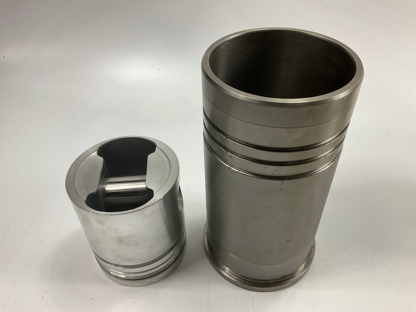 IHC Tractor DT-414 Diesel 4.300'' Bore Cylinder Sleeve Liner Kit W/ Piston, Rings