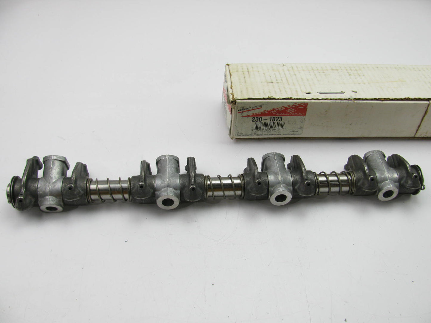 Perfect Circle 230-1023 Ford 390 V8 Rocker Arm Shaft Assembly - ONE SIDE ONLY