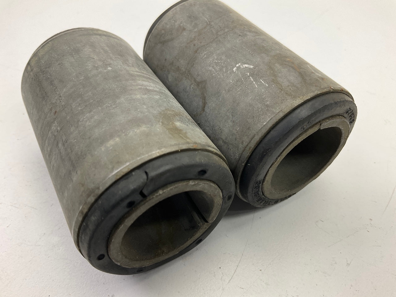 (2) Perfect 274-1180 Rear Leaf Spring, Front Bushing For 74-75 Cherokee Wagoneer