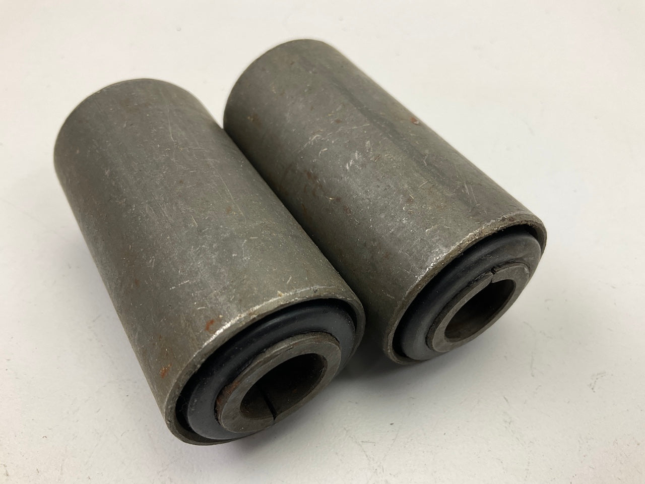 (2) Perfect Circle 274-1183 Rear Shackle Bushing 1967-1972 Ford F-250 4WD