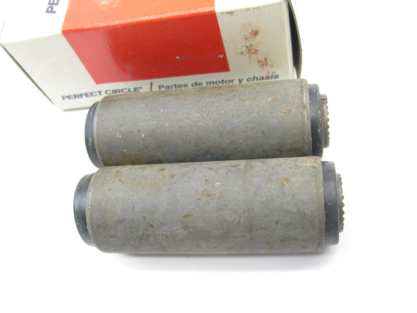 (2) Perfect Circle 274-6474 Leaf Spring Shackle Bushings