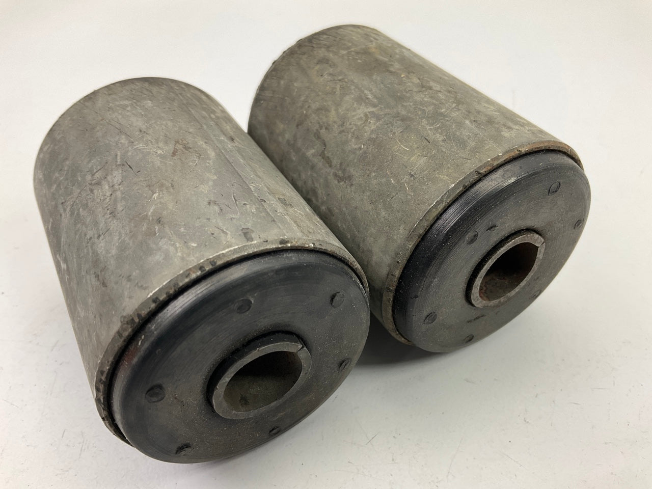 (2) Perfect Circle 274-6539 Rear Leaf Spring Bolt Bushing