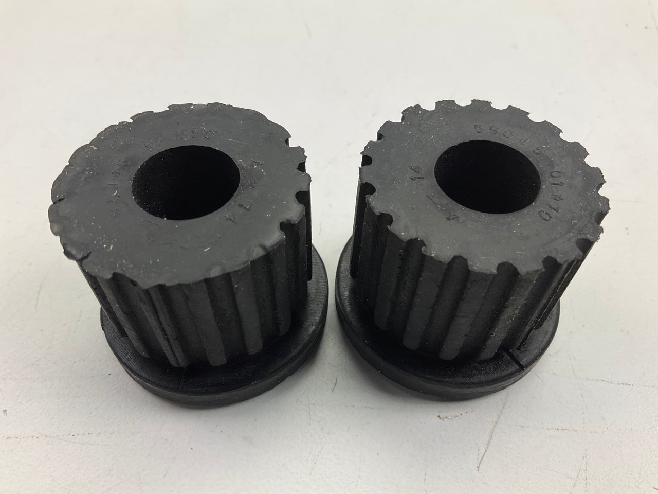 (2) Perfect Circle 274-6558 Rear Leaf Spring Front Bushing For 79-85 Datsun 720