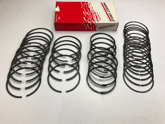 Perfect Circle 40882 Moly Piston Rings - Standard 1957-1990 Chevy 283 302 350