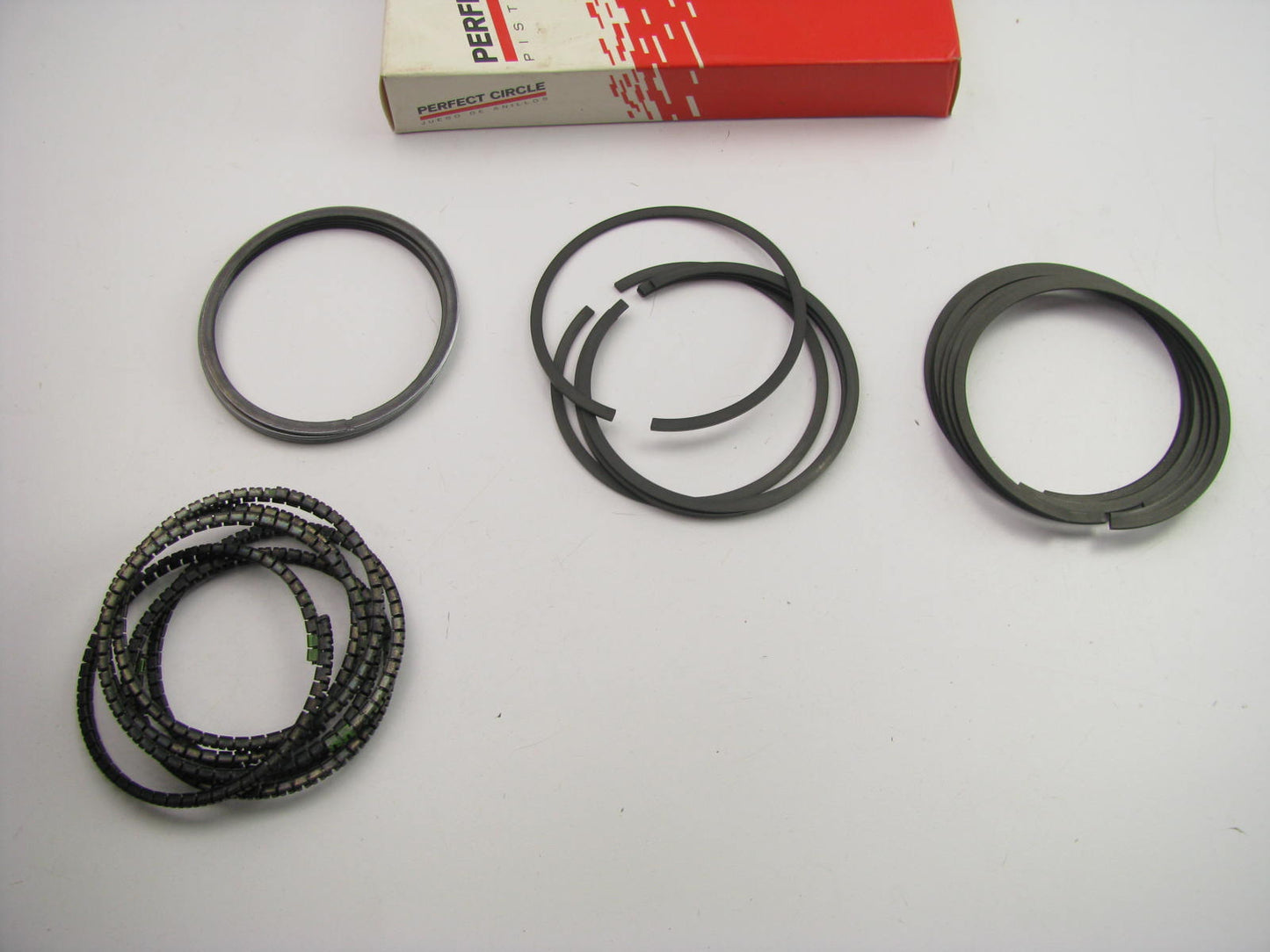 Perfect Circle 41284-030 Piston Ring Set .030'' Oversize - 1981-84 GM 173 2.8L V6