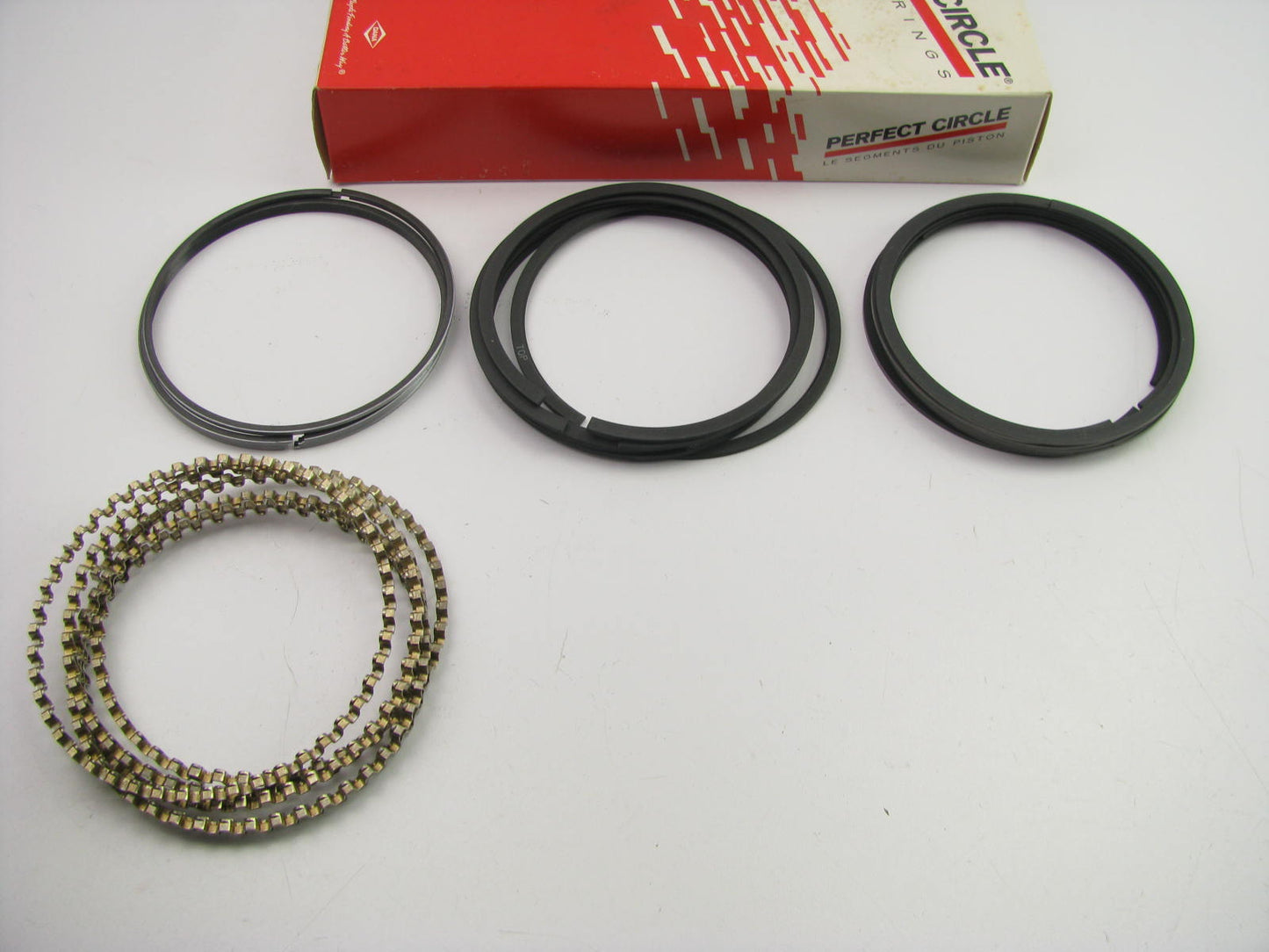 Perfect Circle 41475-040-050 File Fit Piston Rings .040'' To .050'' 84-95 GM 4.3L