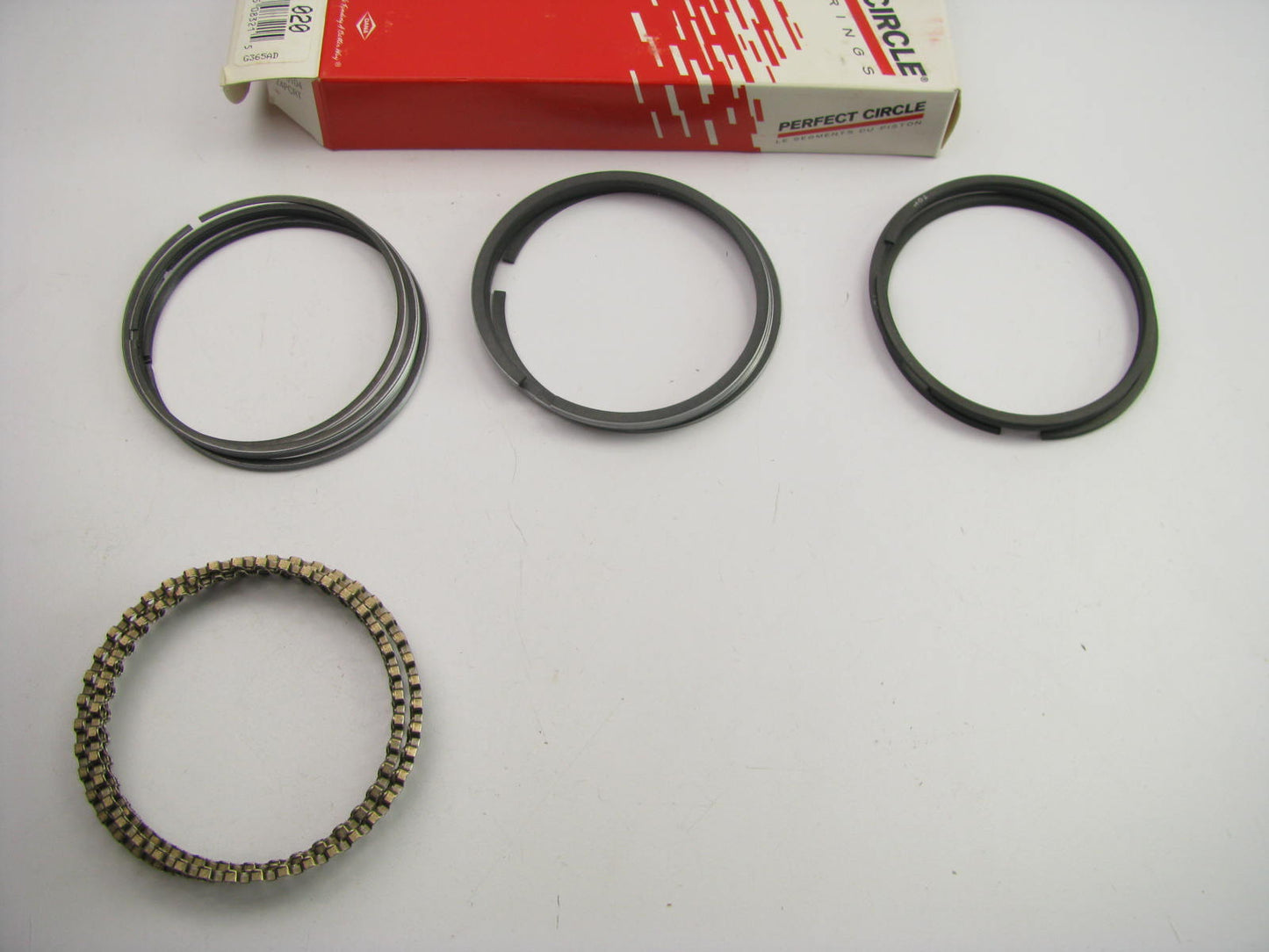 Perfect Circle 41496-020 Engine Piston Ring Set - .020'' for 1986-2000 Ford 3.0L