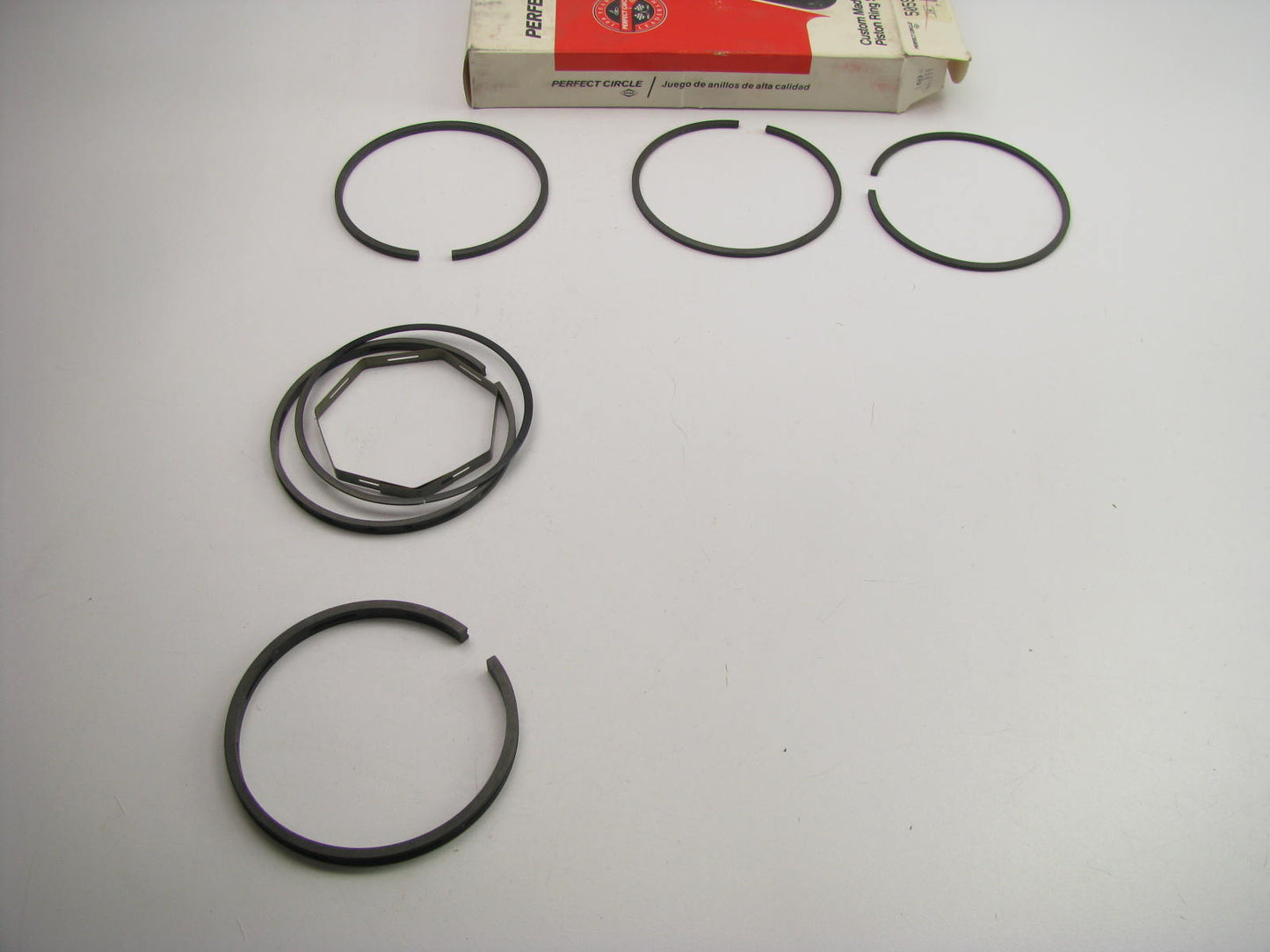 Perfect 50593-010 Single Piston Rings .010'' For Perkins Diesel 3-152 4-203 6-305