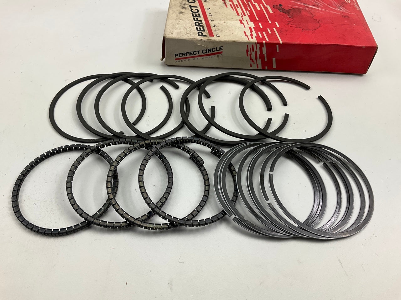 Perfect Circle 52353 Engine Piston Rings - Standard Size