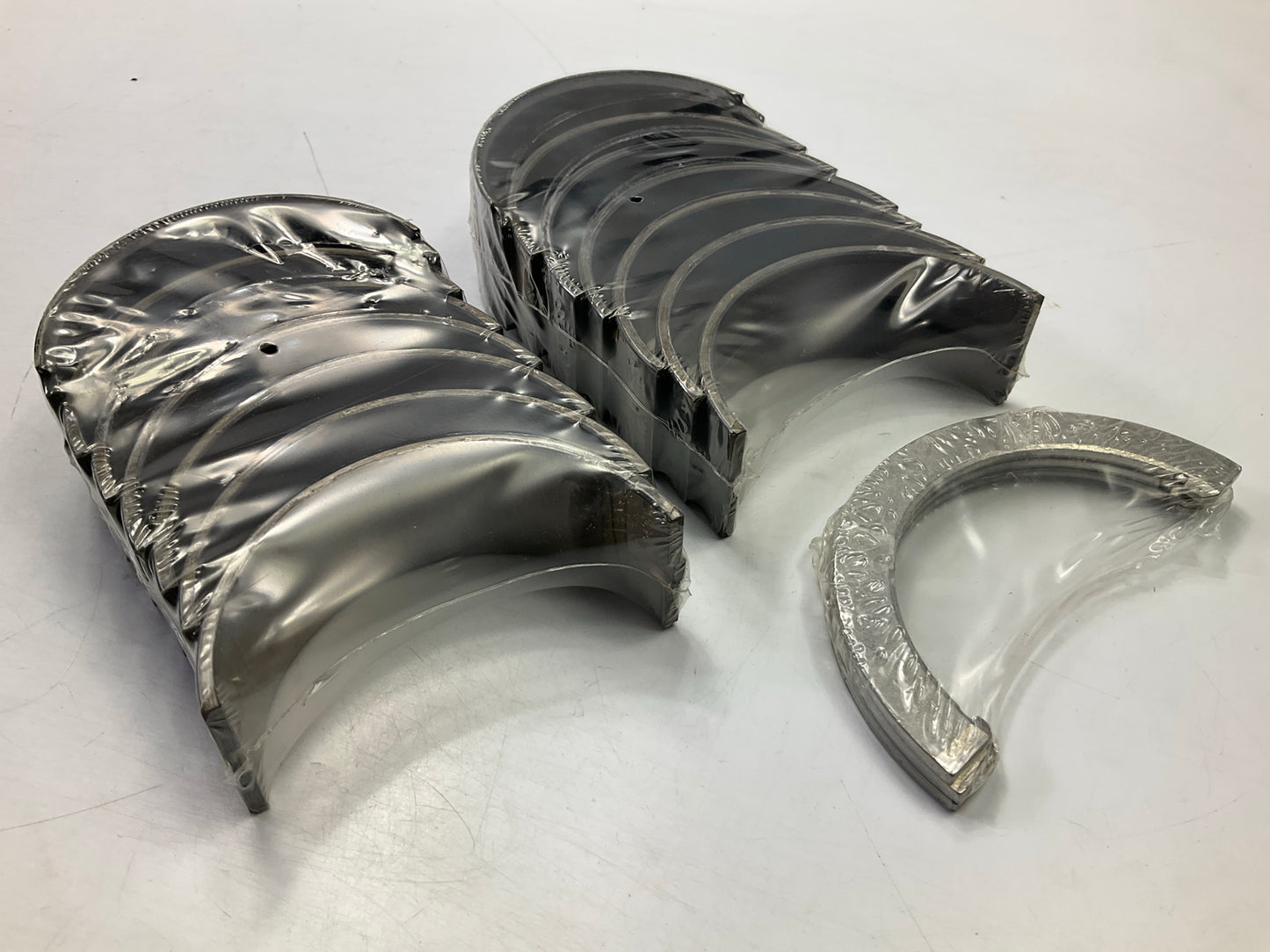 Perfect Circle MS-1529P-20 Engine Main Bearings .020'' For John Deere 381 404 466