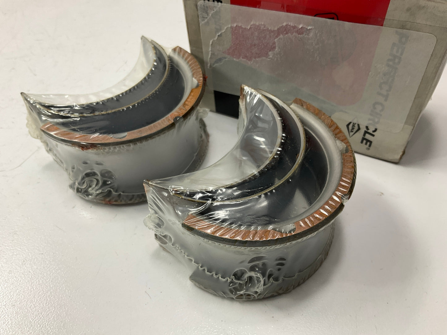 Perfect Circle MS-209P STD Main Bearings For Allis Chalmers G226 4-cyl. B Series