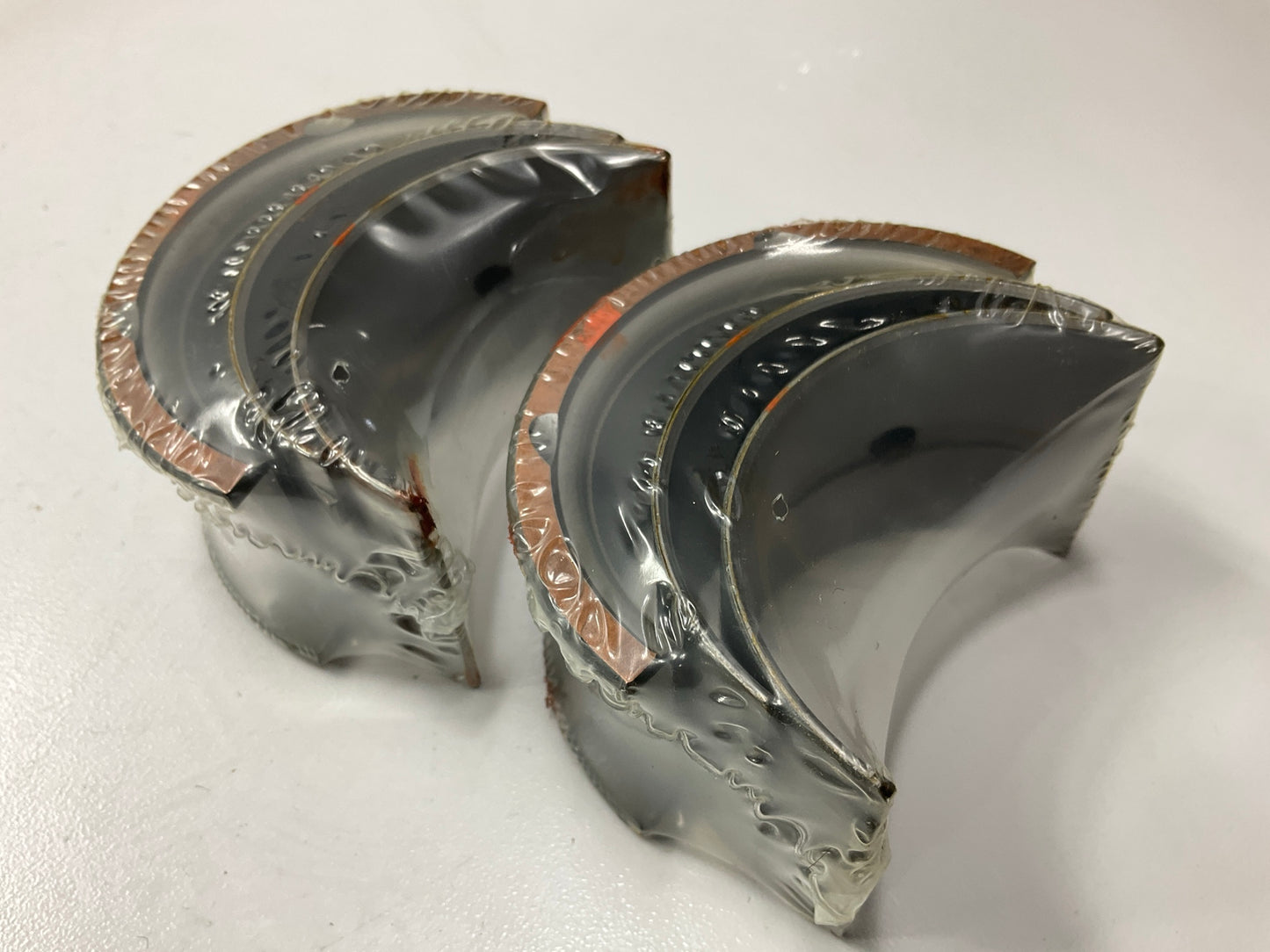 Perfect Circle MS-209P STD Main Bearings For Allis Chalmers G226 4-cyl. B Series