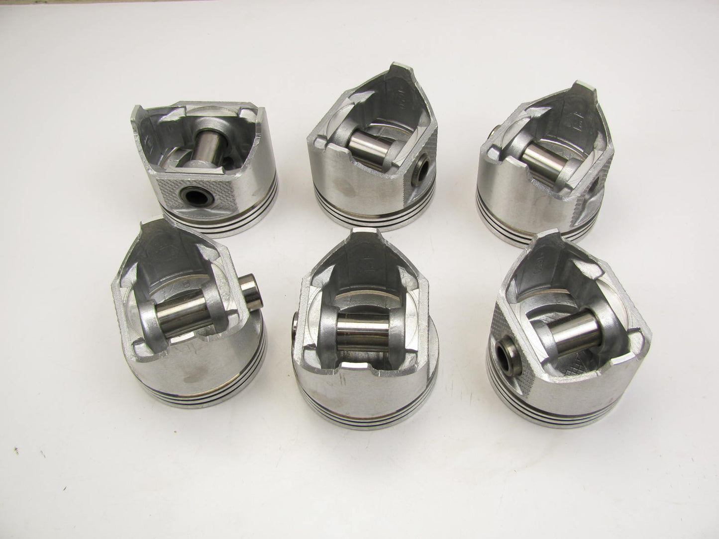 (6) Perfect Circle TC1650 Engine Piston STD 1963-1983 Ford 200, 1969-80 250-L6