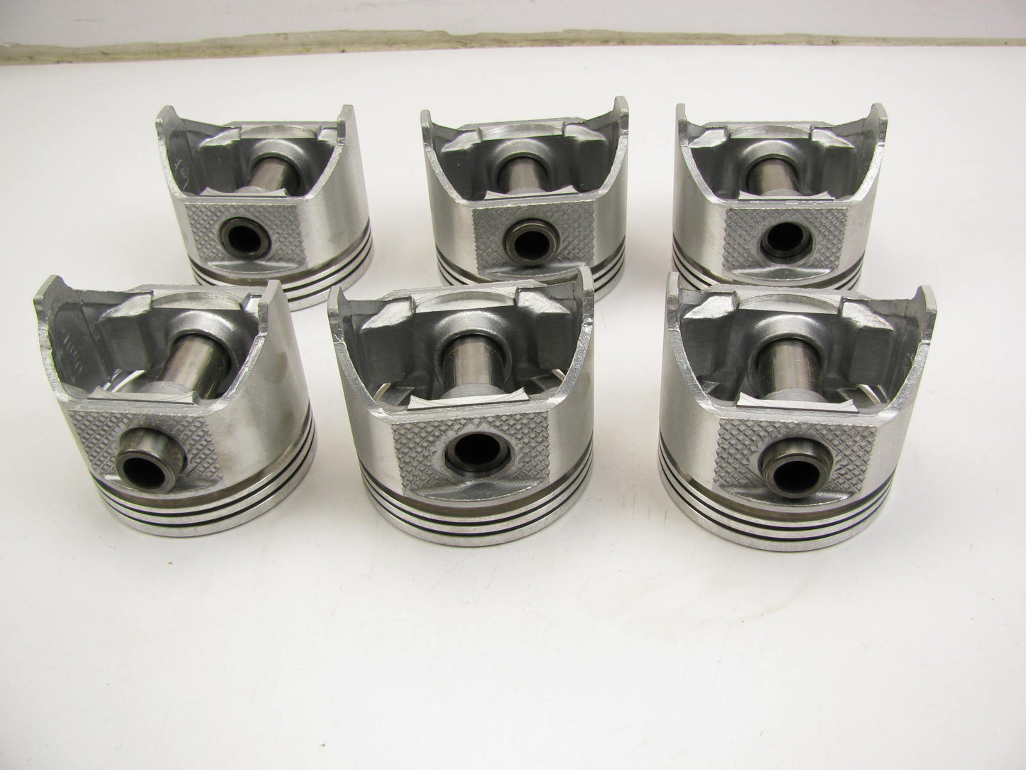 (6) Perfect Circle TC1650 Engine Piston STD 1963-1983 Ford 200, 1969-80 250-L6