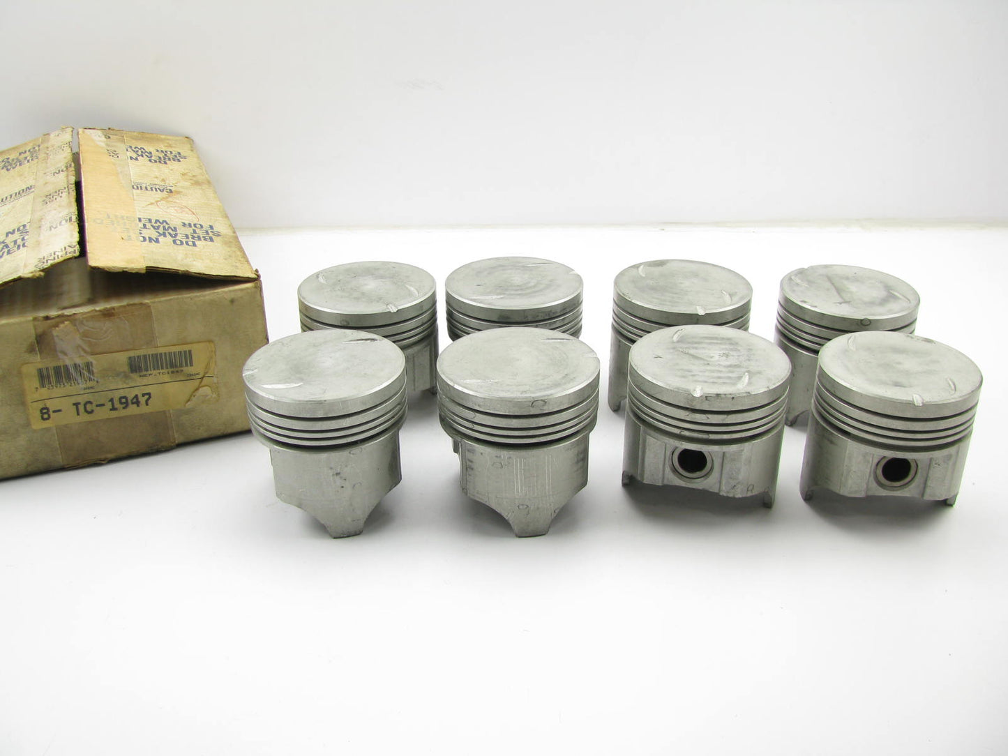 (8) Perfect Circle TC1947 Engine Pistons - STD 1980-1984 GMC Chevy 6.0L Truck V8