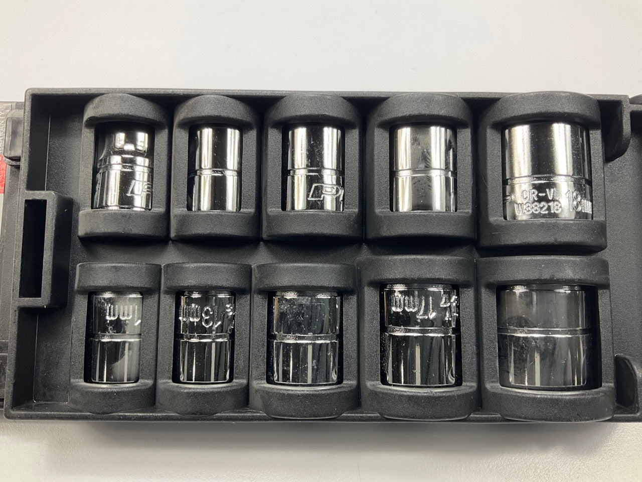 Performance Tool W38202 10-Piece 3/8'' Drive Metric Socket Set  10mm-19mm