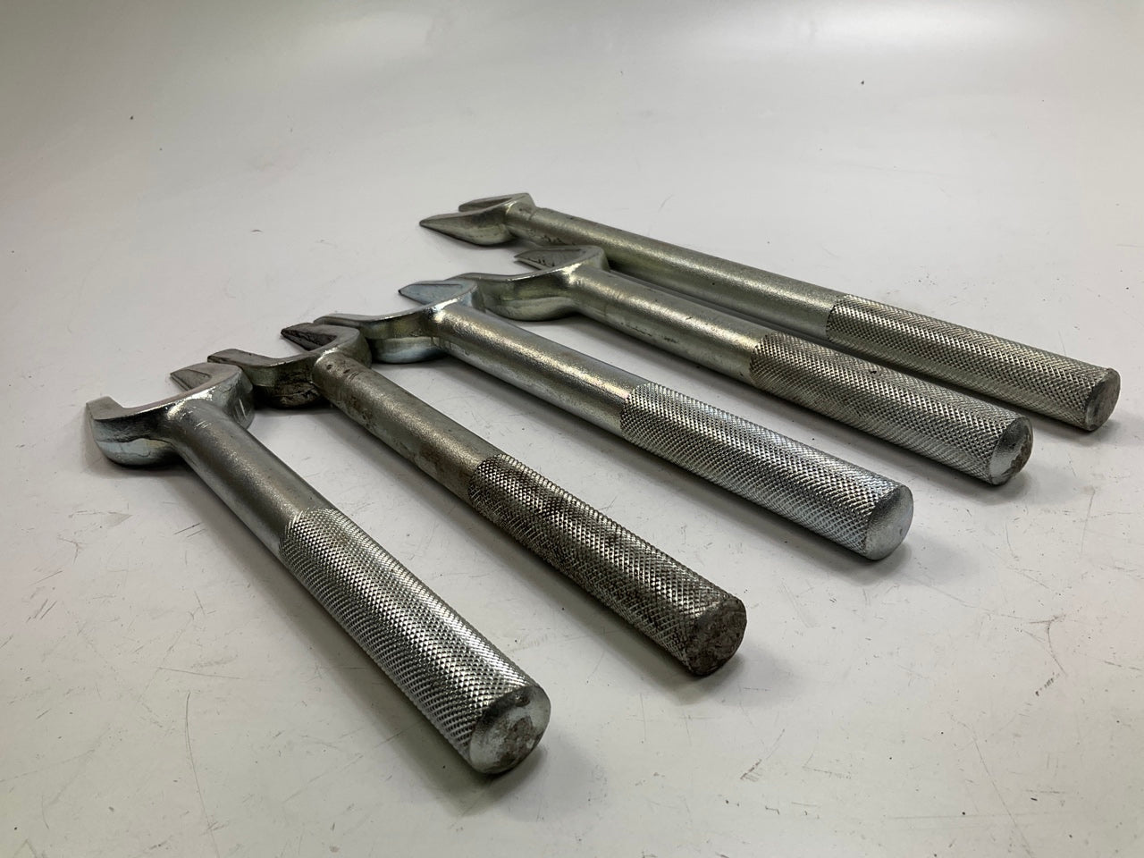 USED #4 - Performance Tool W89310 Tie Rod / Ball Joint Separator Set, 5-Piece