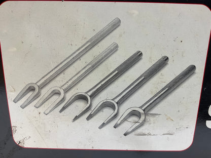 USED #4 - Performance Tool W89310 Tie Rod / Ball Joint Separator Set, 5-Piece