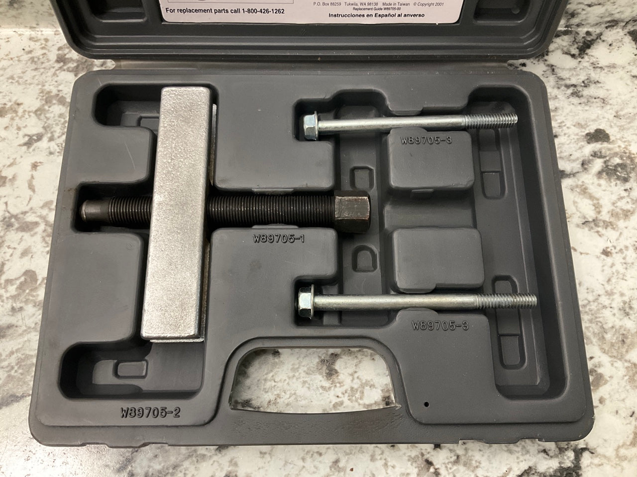 LIGHTLY USED - Performance Tool W89705 Timing Gear Puller Set