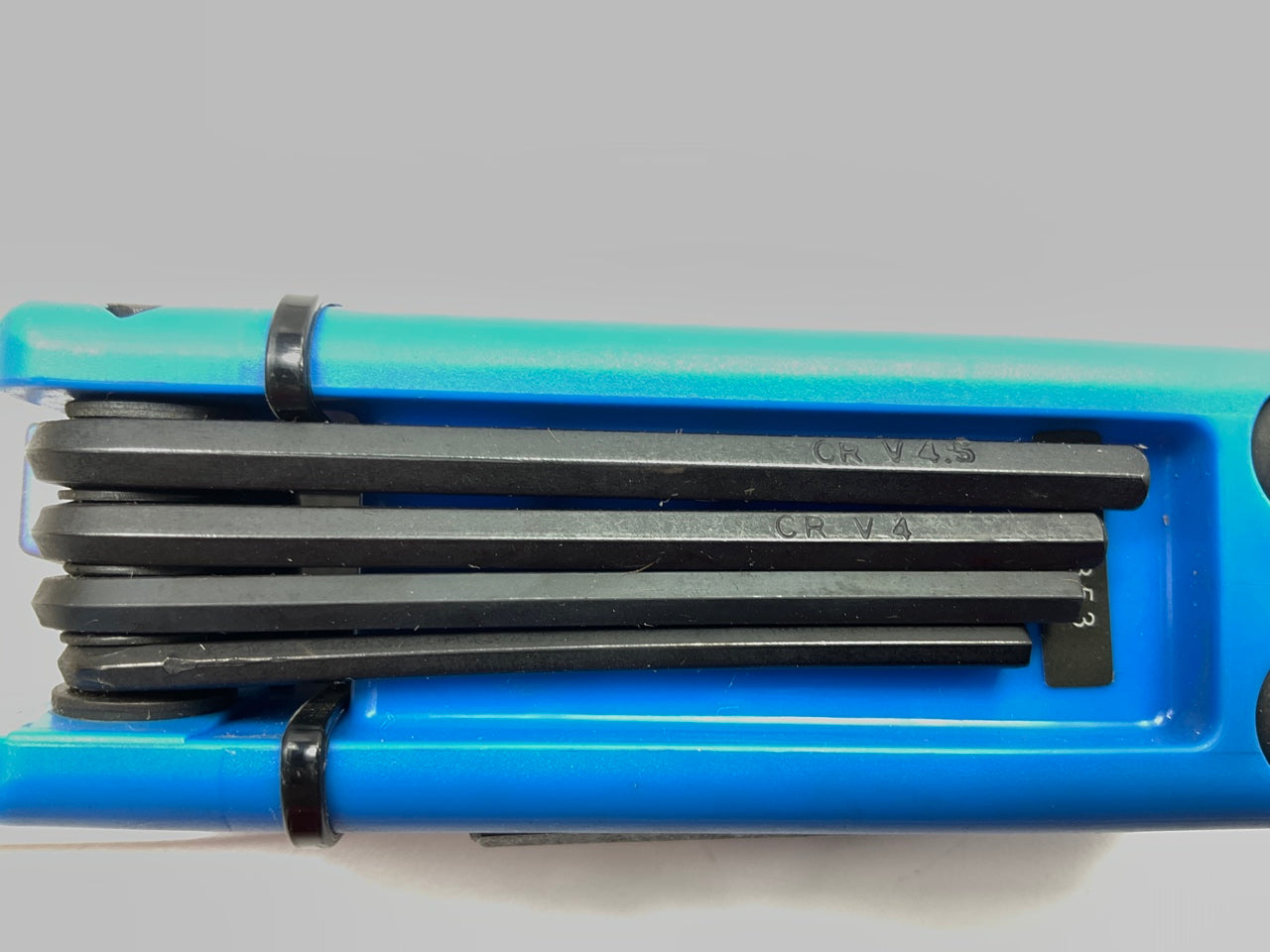 Performance Tool W9185 17-Piece Metric Folding Hex Keys