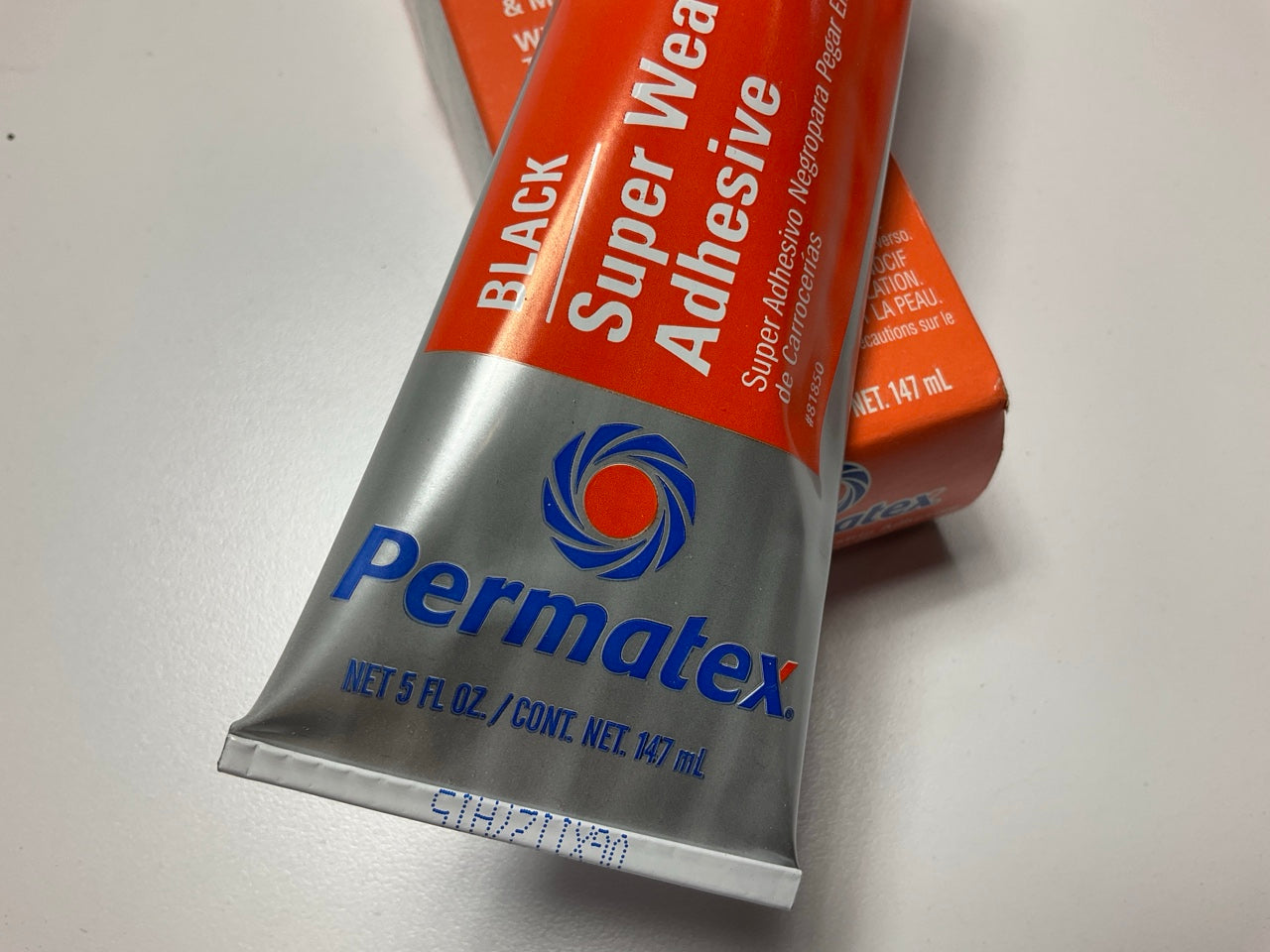 Permatex 81850 Super Black Weatherstrip Adhesive Fast Drying Water Resistant 5oz