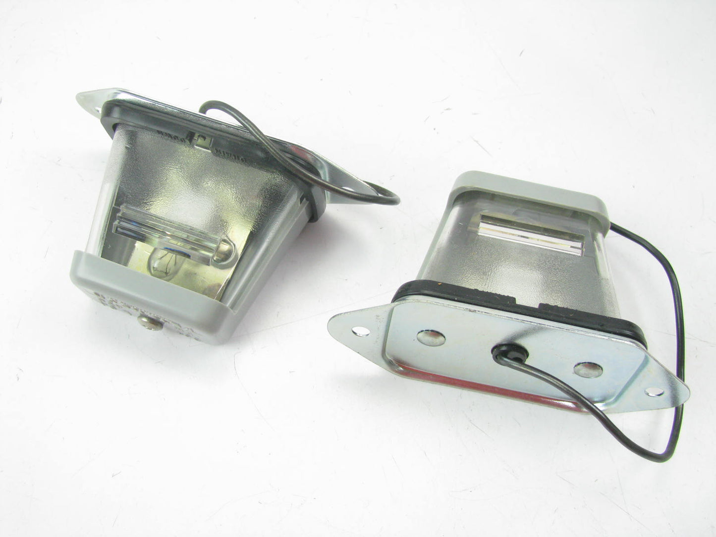 (x2) License Plate Light Peterson Manufacturing 436