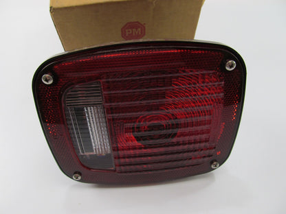 Peterson Manufacturing 445  Universal Stud-mount Combination Tail Light Lamp