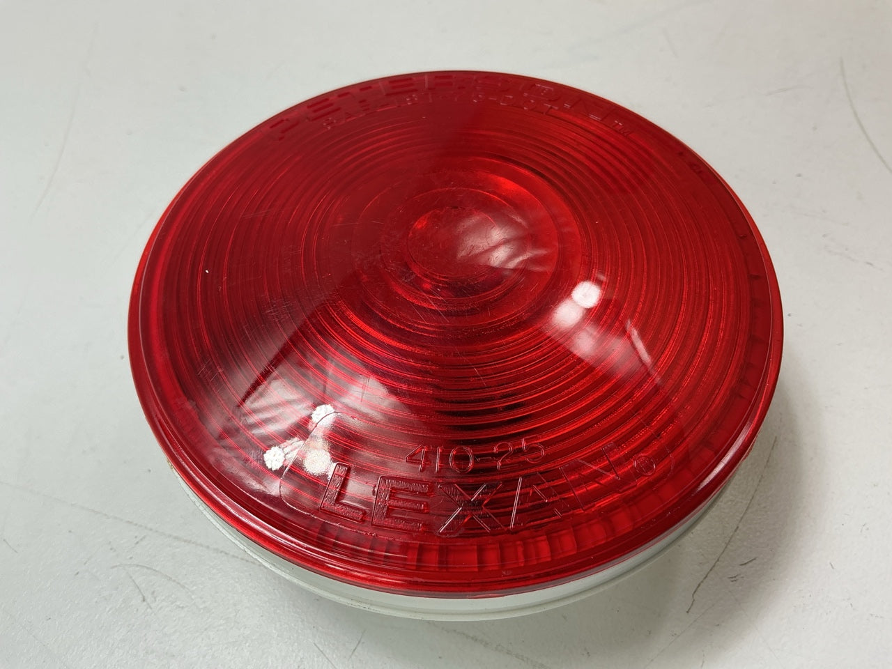 Peterson M426R 4'' Round Incandescent Stop / Turn / Tail Light, Grommet Mount