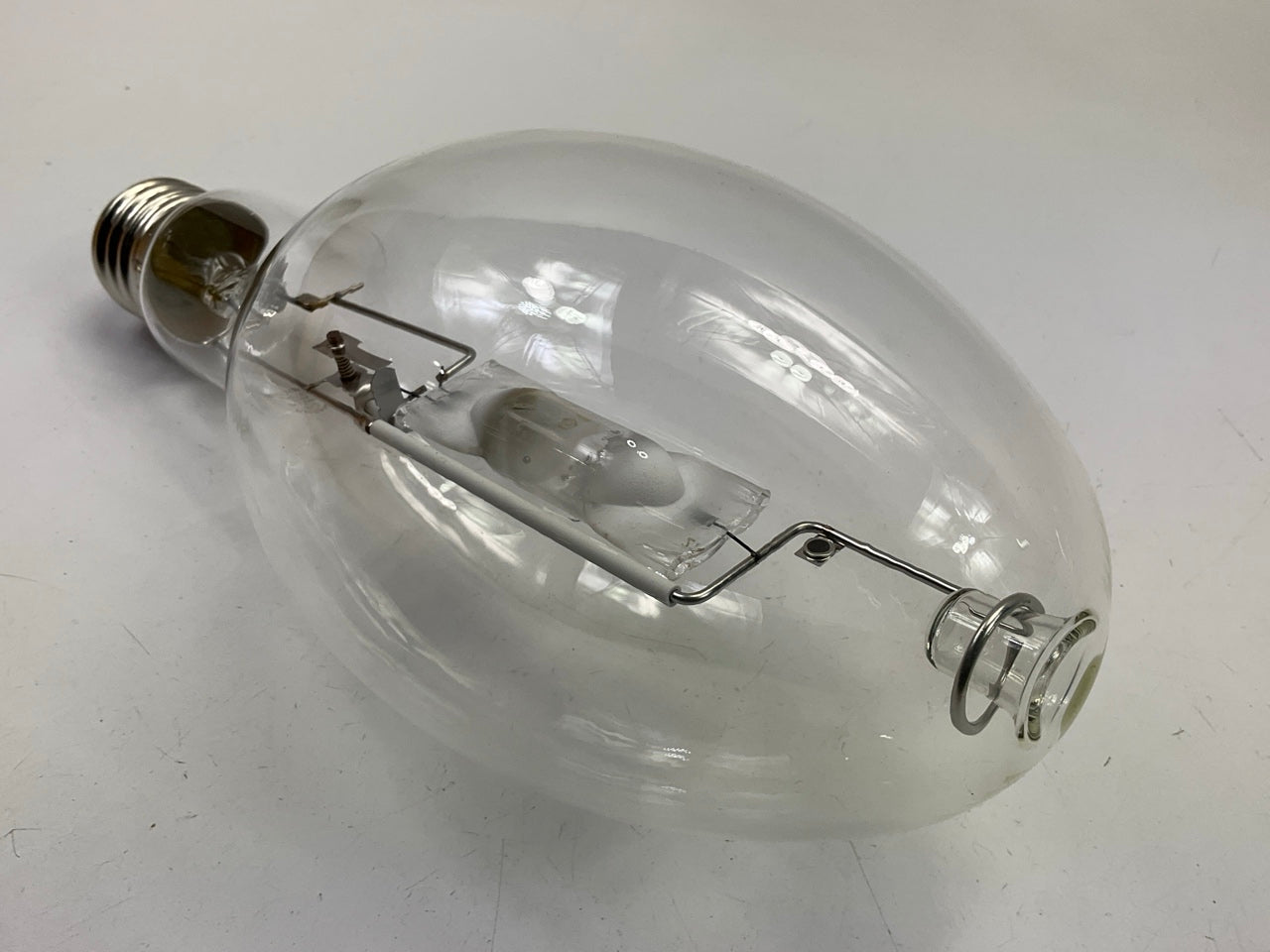 Philips 383810 Metal Halide Commercial / Industrial Mogul E39 Light Bulb 400W