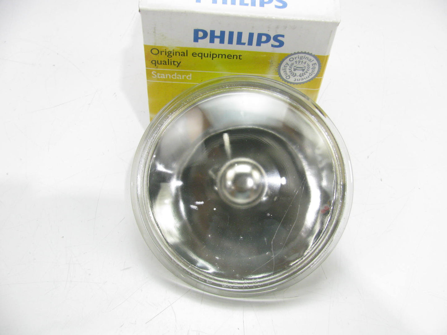 Philips 4505C1 Sealed Beam Lamp Light Bulb 28V 50W