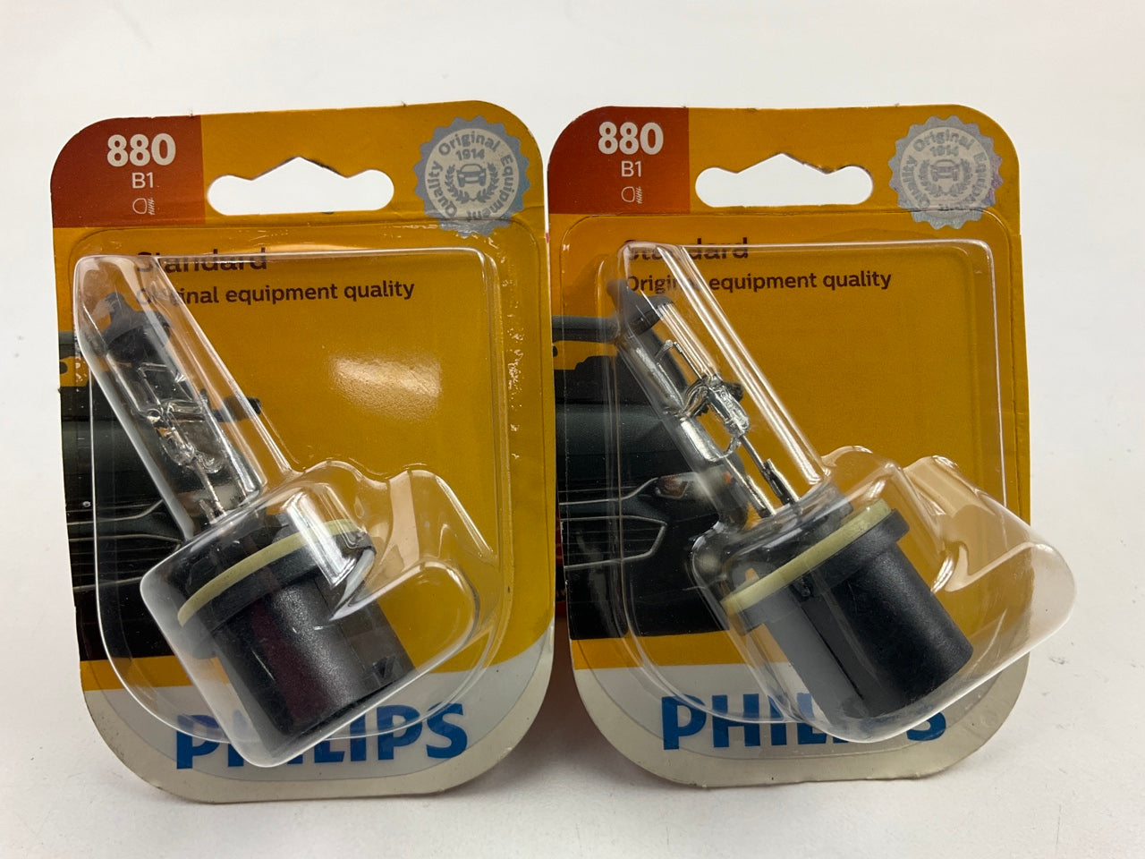 (2) Philips 880B1 Standard Fog Lamp Light Bulb 880