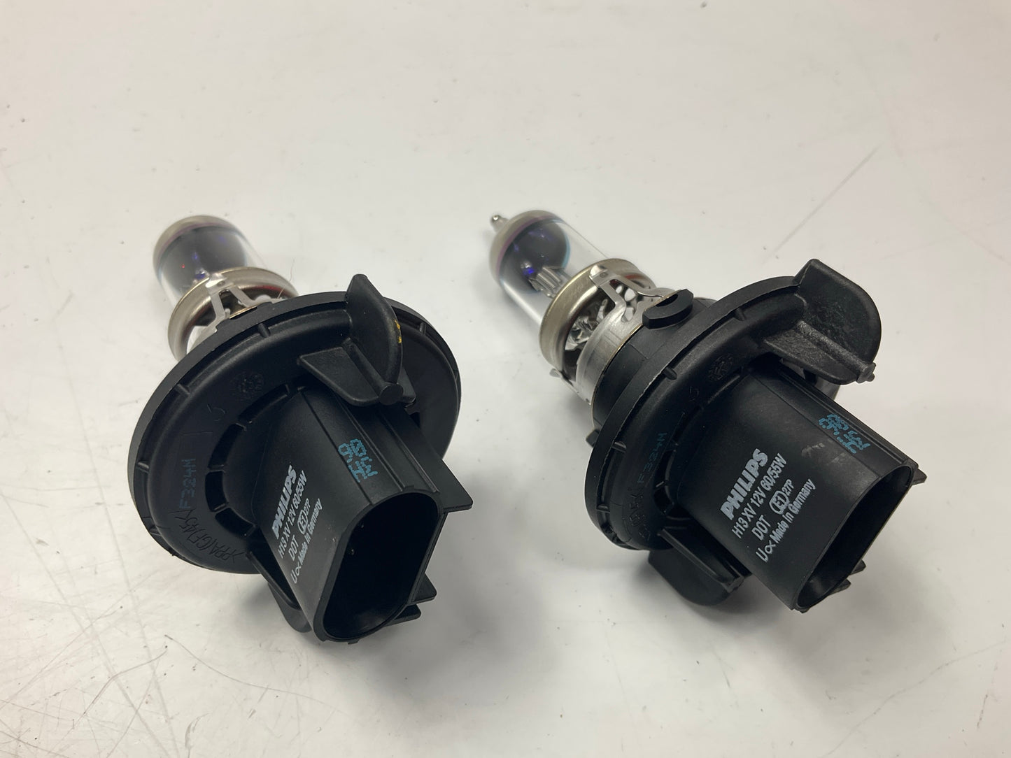 OPEN PACK Philips 9008XVB2 X-tremeVision Headlamp Headlight Lamp Light Bulb 9008